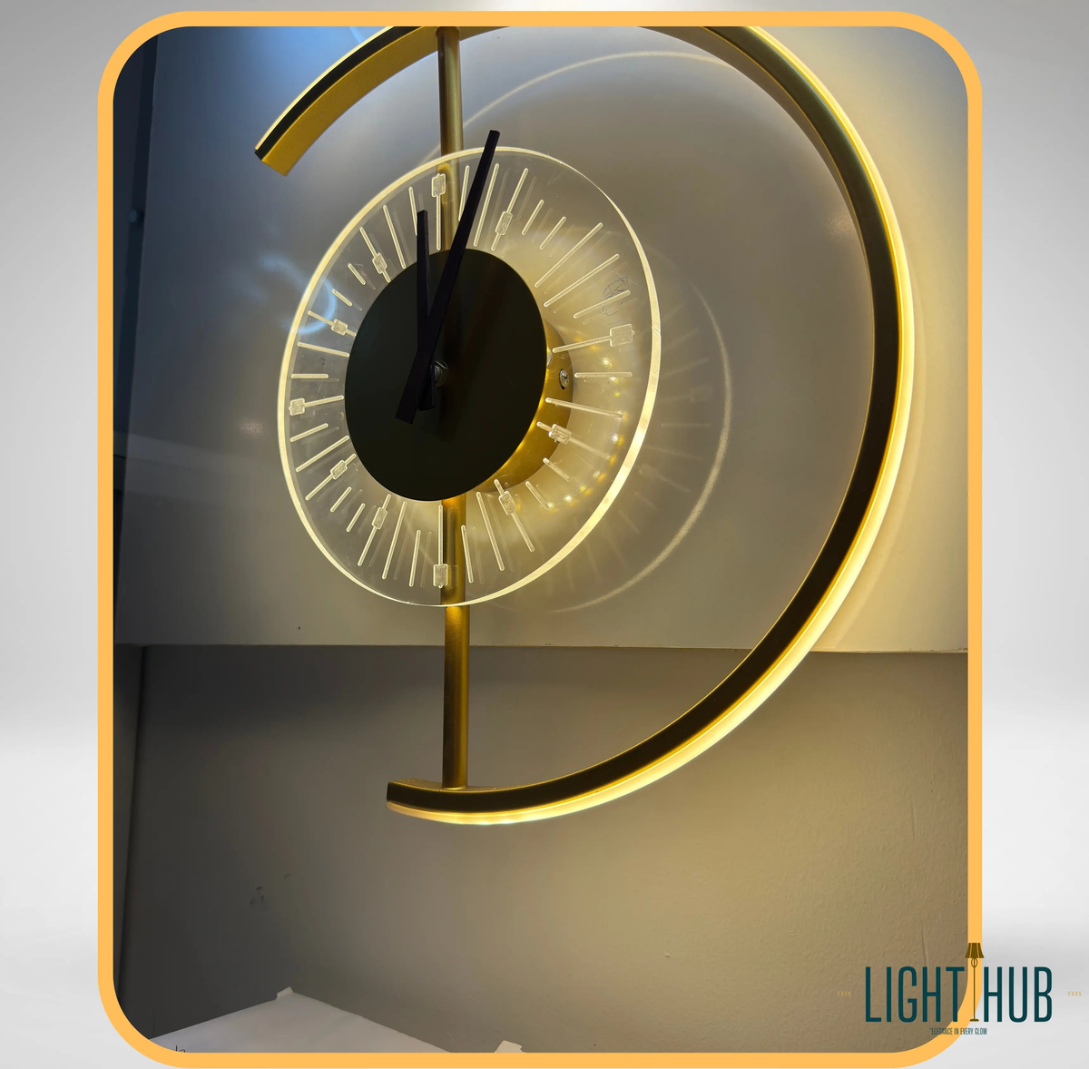 Horloge murale LED LIOR - "LIGHT HUB"