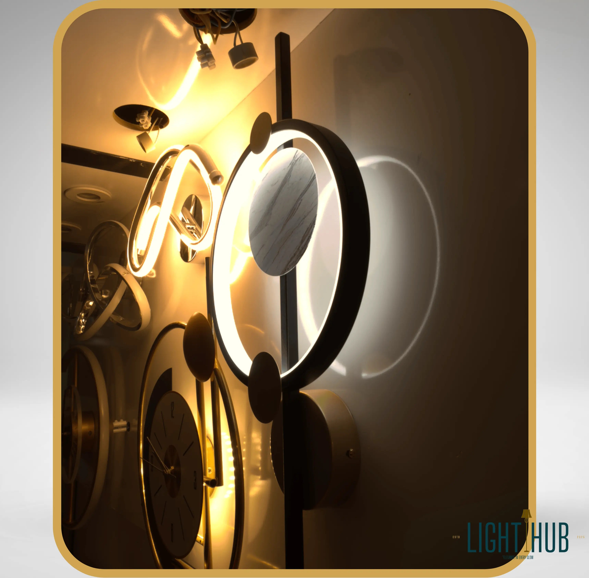 Applique Murale OMNI - "LIGHT HUB"