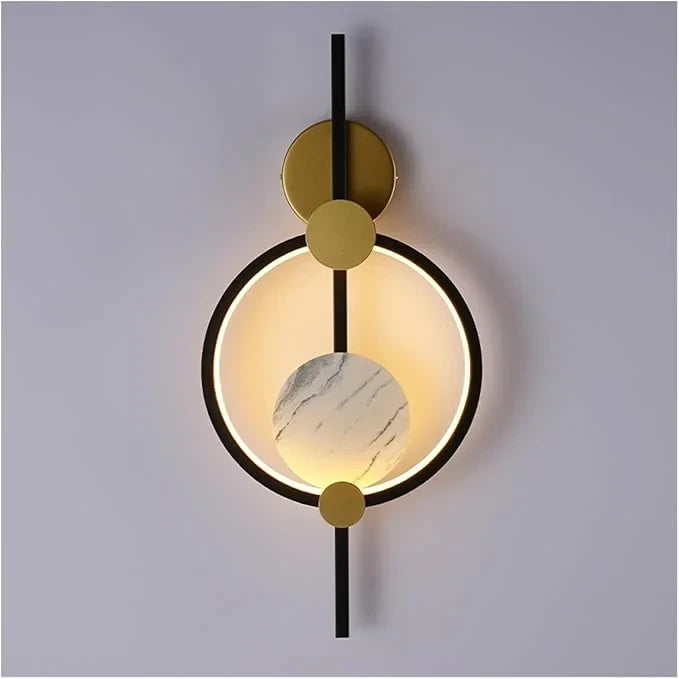 LIGHT HUB Set Yara & Omni modern wall lamp with gold, black, and marble accents featuring a circular LED design.